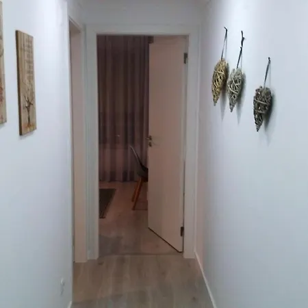 2 Bedrooms With Sea View Furnished Garden And Wifi At 1 Km Away From The Apartment Faja de Baixo
