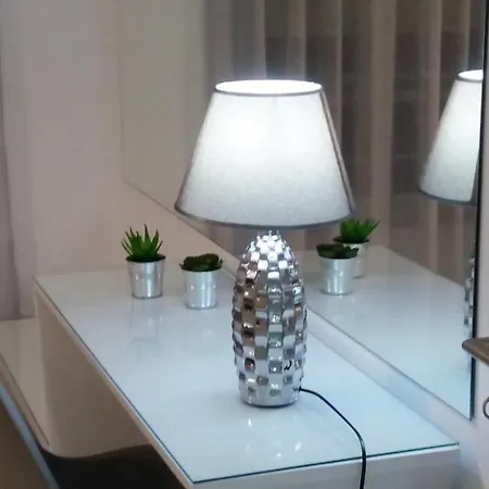 Apartment 2 Bedrooms With Sea View Furnished Garden And Wifi At 1 Km Away From The *
