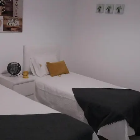 2 Bedrooms With Sea View Furnished Garden And Wifi At 1 Km Away From The