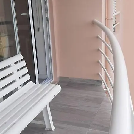 2 Bedrooms With Sea View Furnished Garden And Wifi At 1 Km Away From The Апартаменты